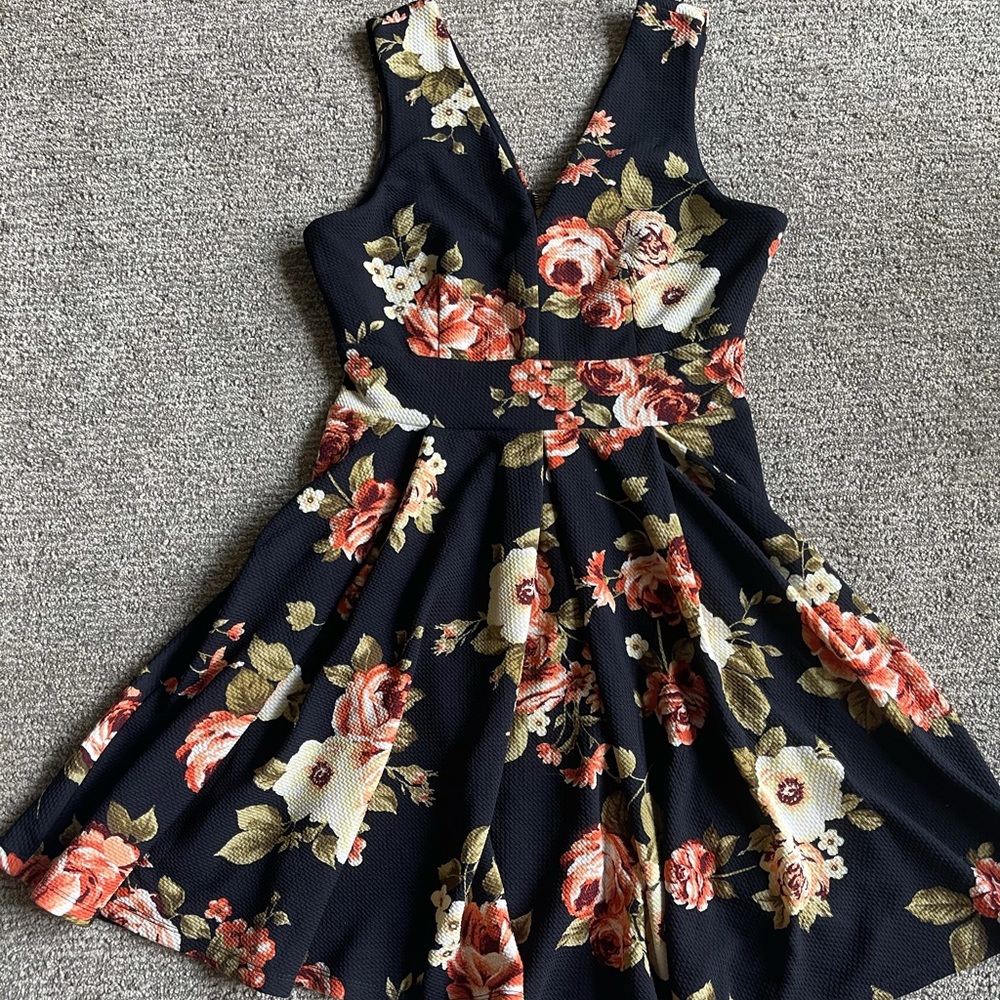Sleeveless Floral Dress